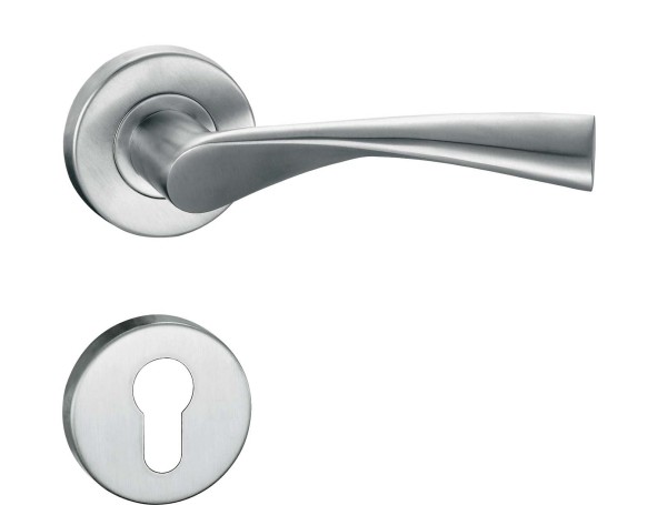 Solide Chrome Türgriffe
